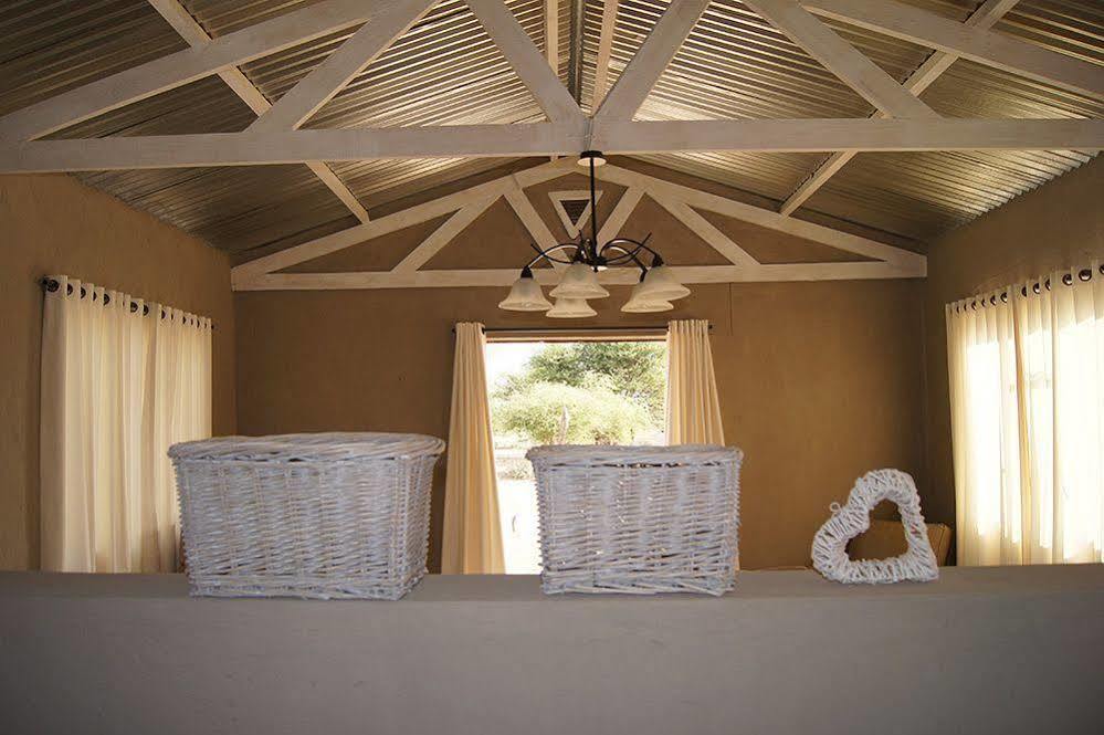 Harnas Wildlife Foundation Gobabis Esterno foto
